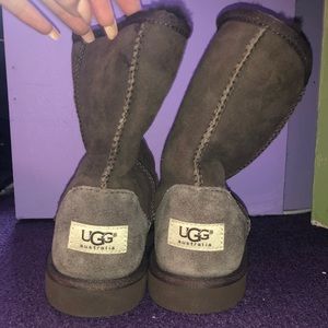 BRAND NEW BROWN WOMENS UGG BOOTS
